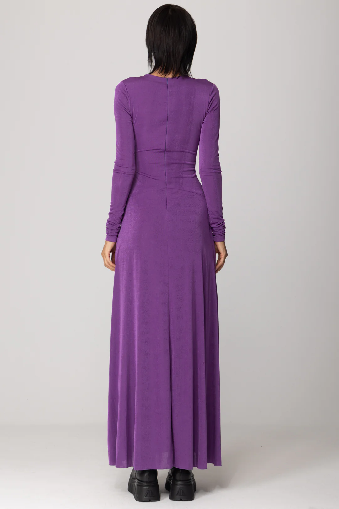 Abito Lungo con Croce Gioiello - Image 3