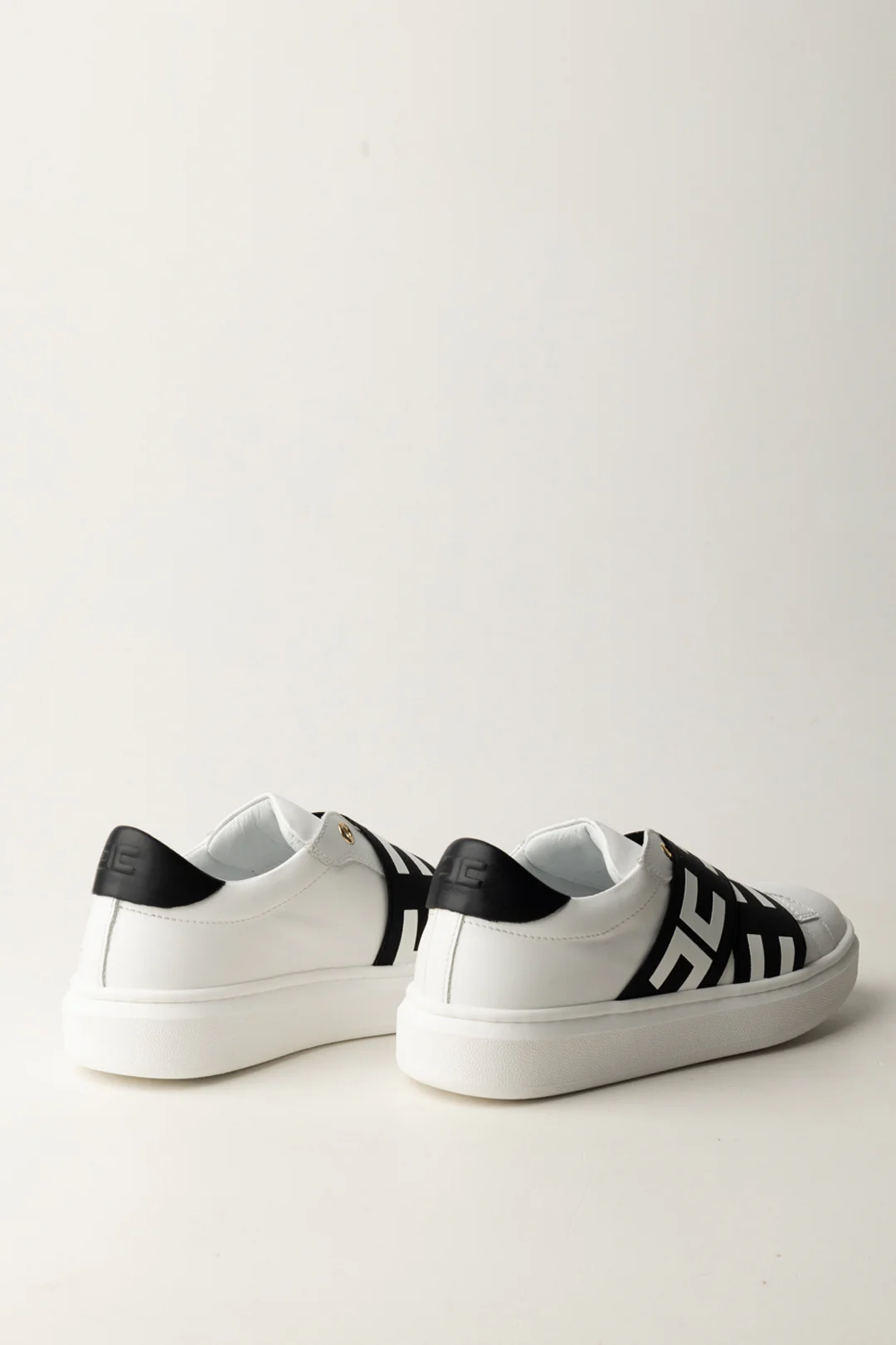 Sneakers con Fascia Logata a Contrasto - Image 4