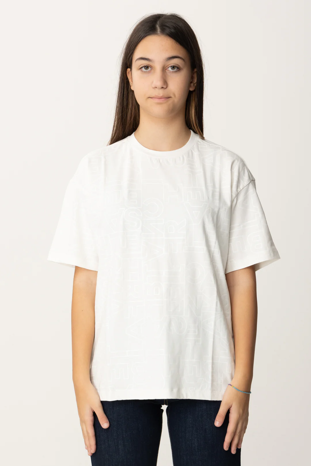 T-shirt con Stampa Lettering All-over - Image 4