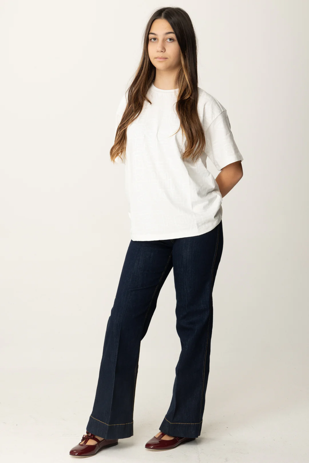 T-shirt con Stampa Lettering All-over - Image 5