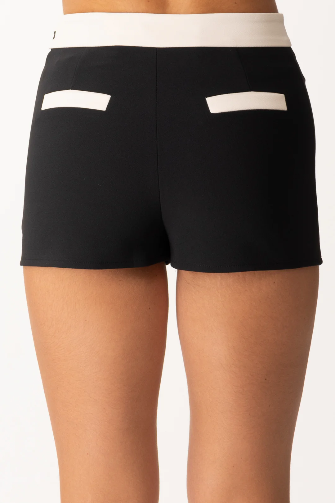 Shorts Color Block con Logo Charms - Image 5