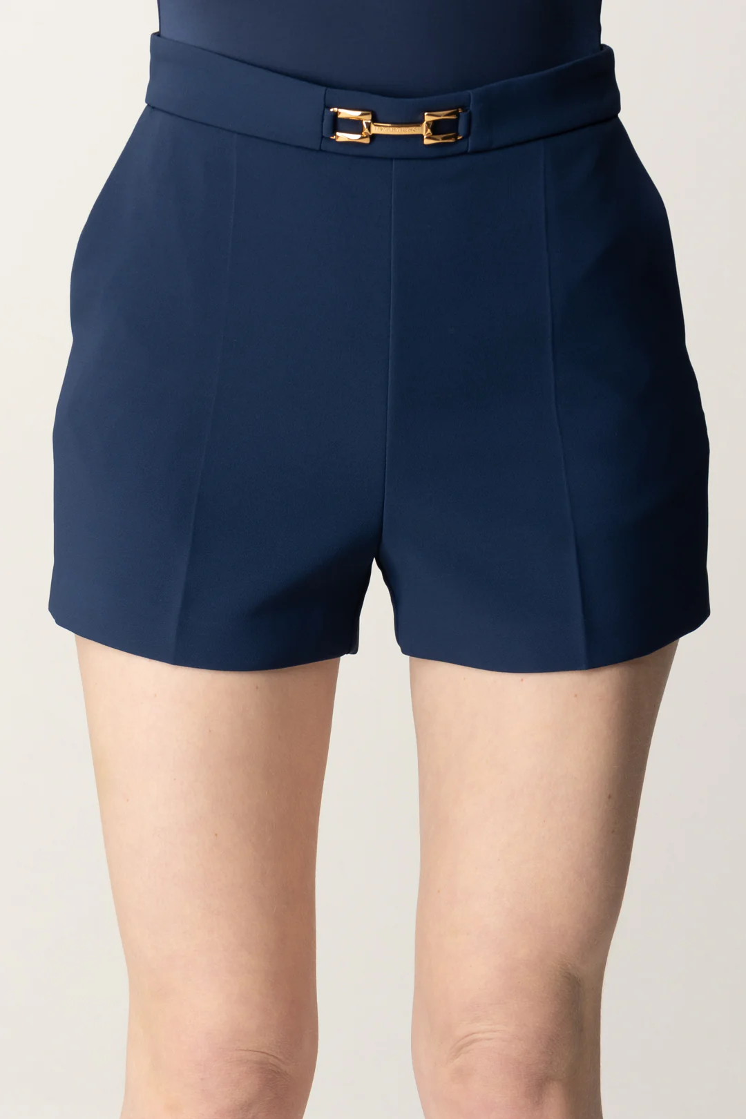 Shorts con Morsetto e Patte - Image 3